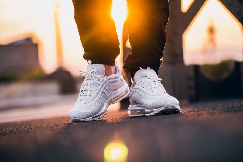 Nike air max 97 triple white store on feet